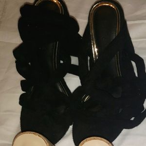 Knot suede heel sandals